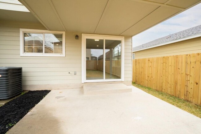 Building Photo - 5616 Victory Gallop Dr