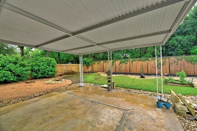 Building Photo - 2507 Coatbridge Dr