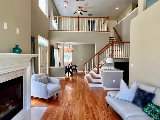 Building Photo - 41 High Ridge Ln