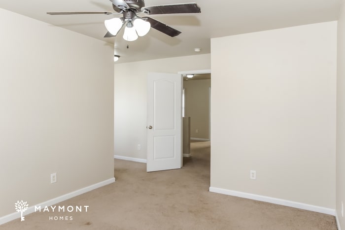 Building Photo - 114 Whitestone Dr NE