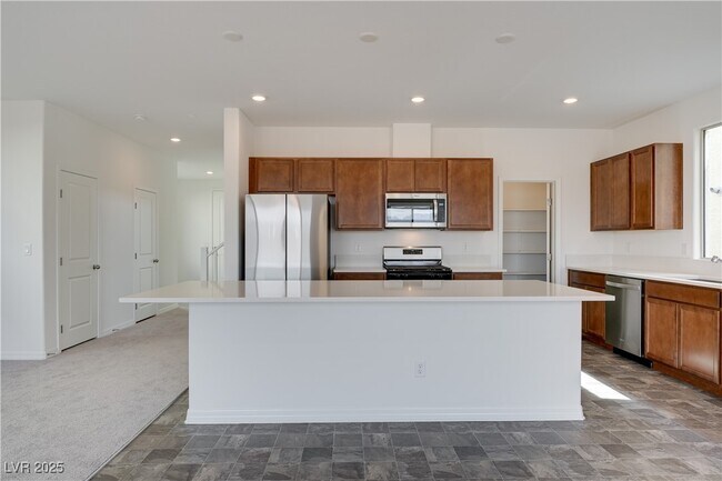 Building Photo - 10339 Dallington St