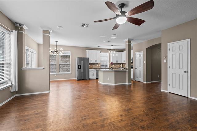 Building Photo - 420 Magnolia Dr