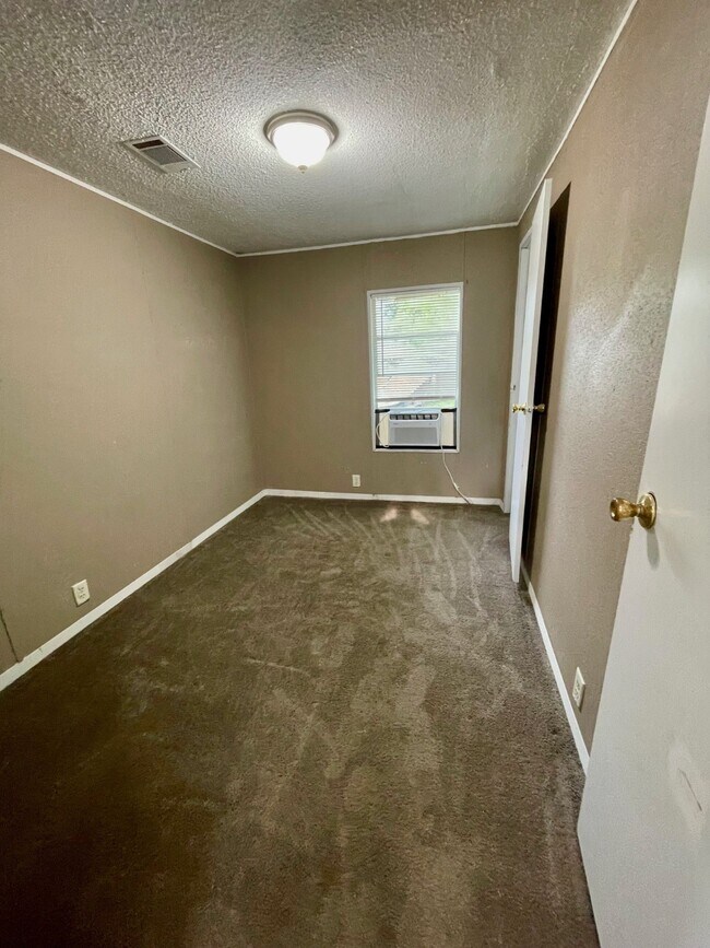 Building Photo - 24610 Clennie Needham Rd