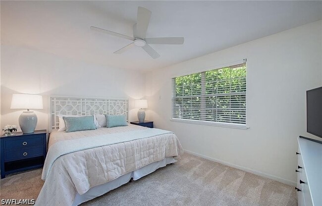 Building Photo - 1281 Diana Ave