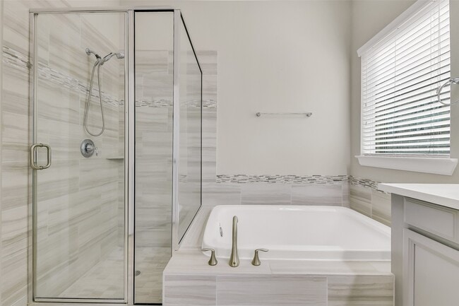 Building Photo - 31778 Twin Timbers Ln