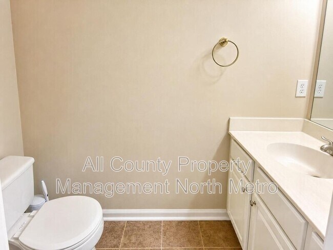 Building Photo - 2720 Two Rock Ct