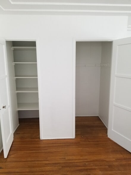 Building Photo - 572 W 1st St