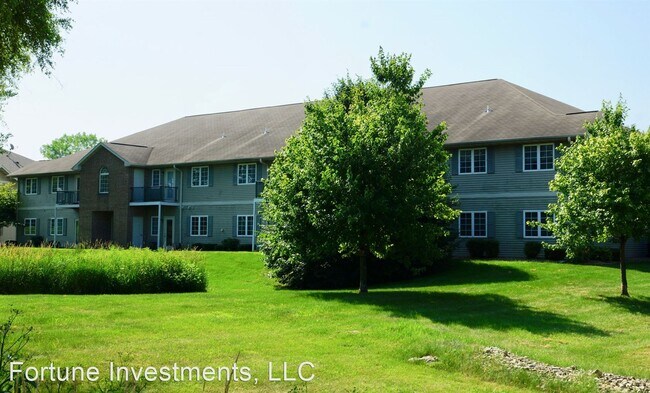 Building Photo - 2 br, 1 bath Apartment - 6522-28 Lake Rd 6...