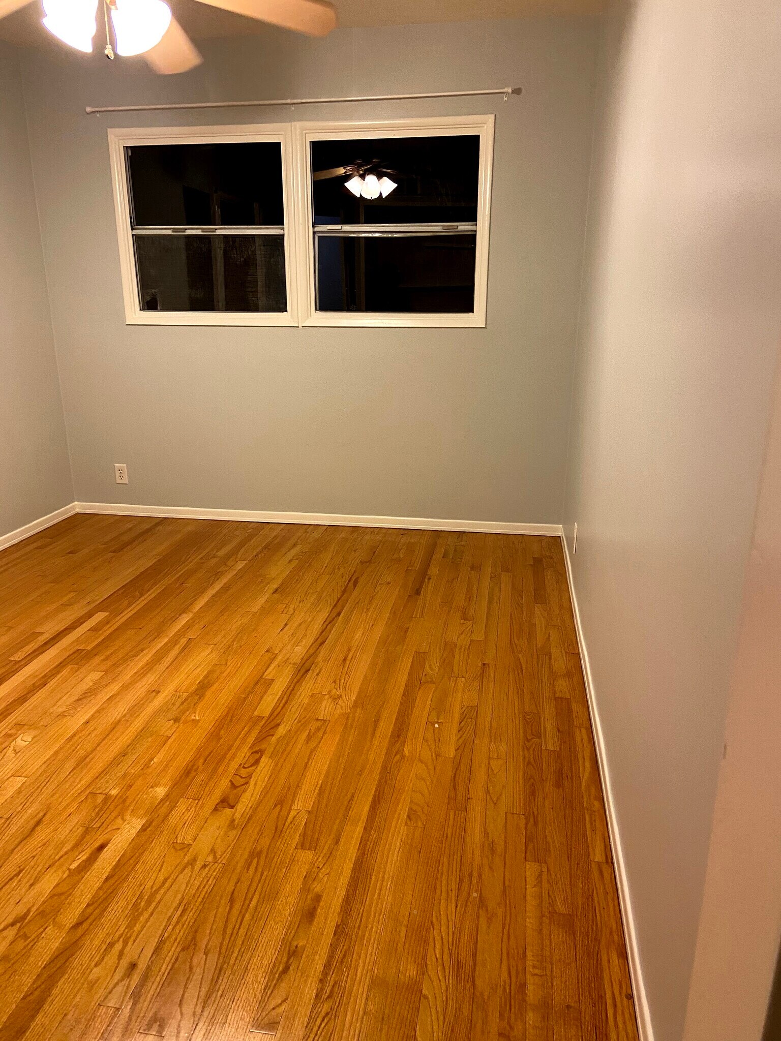 Guest Bedroom - 914 Oleander St