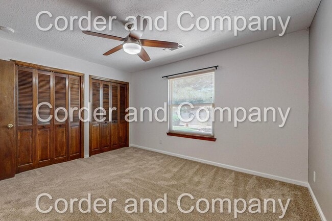Building Photo - COMMING SOON! Spacious Floorplan - 3 Bedroom 2 Bathroom 2 Car Garage Home