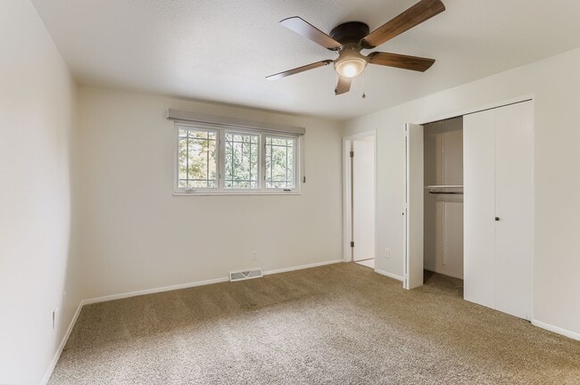 Building Photo - 577 Hilltop St