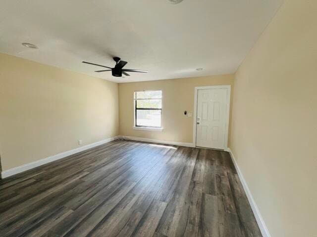 Building Photo - 4195 Sanders Dr