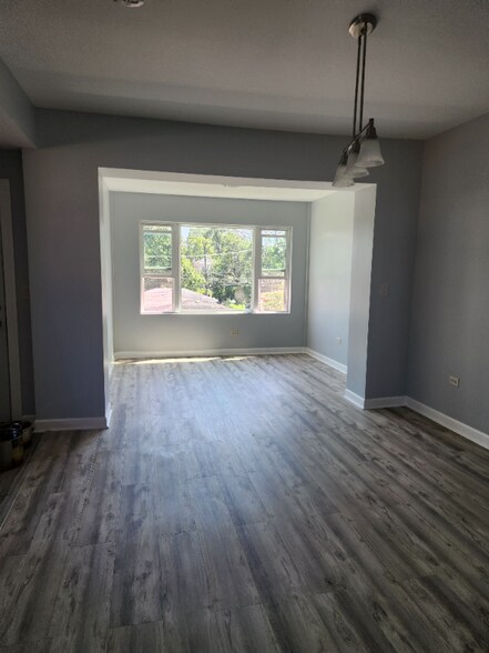 Building Photo - 57 W 73rd St