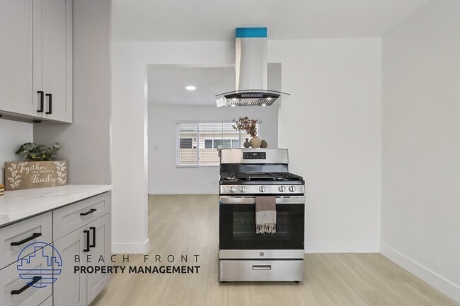 Floorplan - 5776 Rostrata Avenue