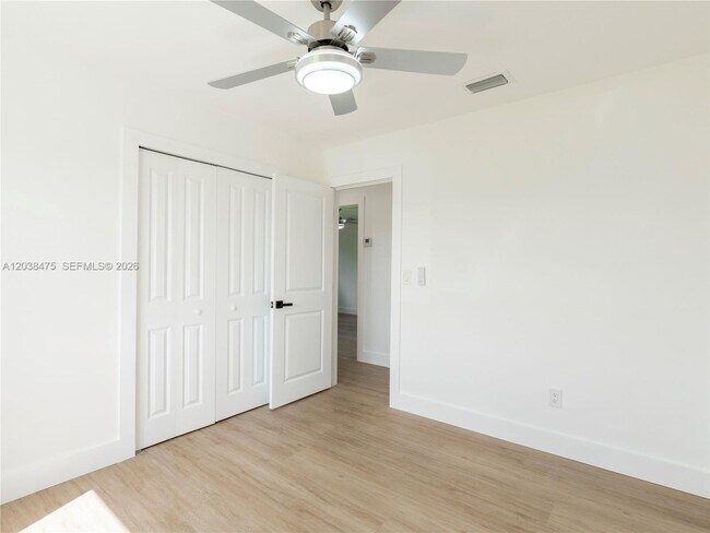 Building Photo - 14414 SW 105th Ct