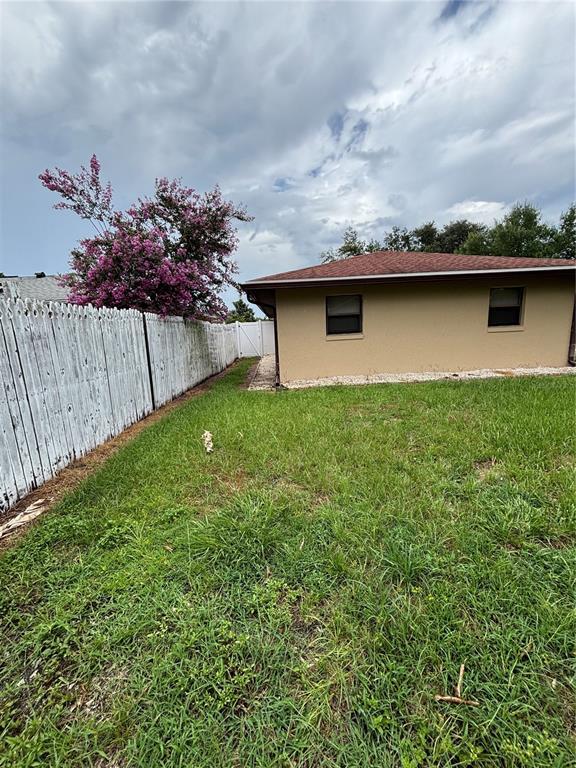 Building Photo - 612 Wood Dr