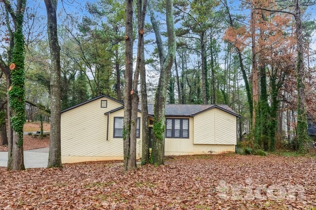 Building Photo - 2280 Lexington Way