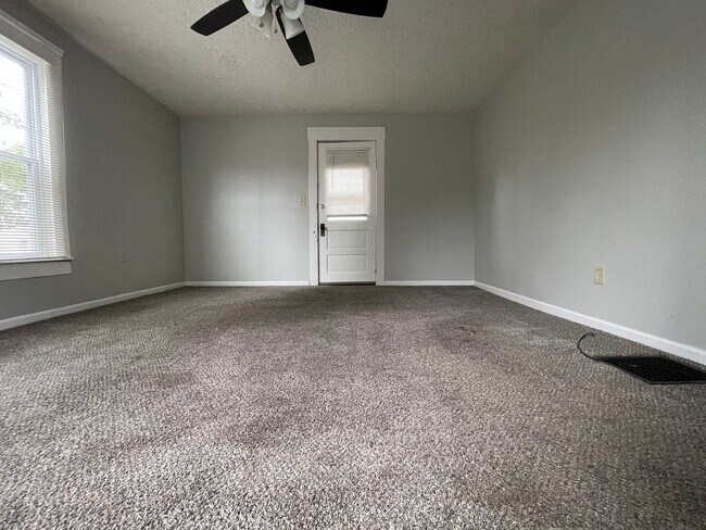 Building Photo - 403 Ohio St