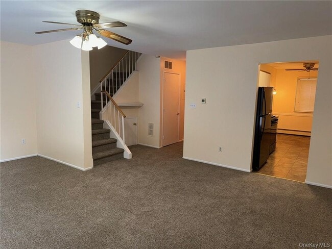 Building Photo - 100 Hillside Dr