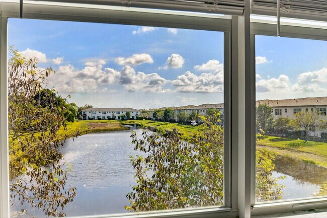 Building Photo - 4790 Navali Dr