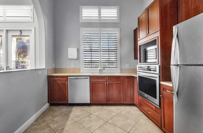 Building Photo - Beautiful 4BR Home in Gated Wellington Shores | Fenced Yard | Resort-Style Amenities
