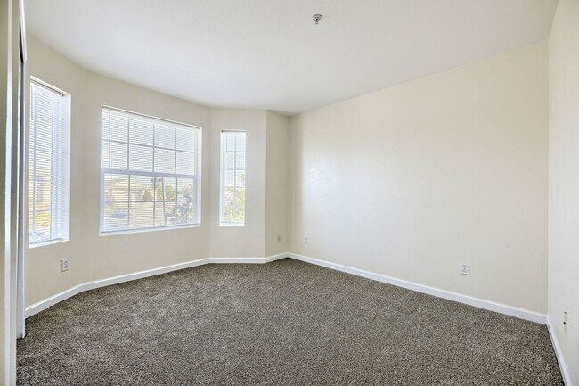 Building Photo - 12208 W Dorado Pl