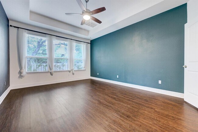 Building Photo - 804 Beautyberry Ln