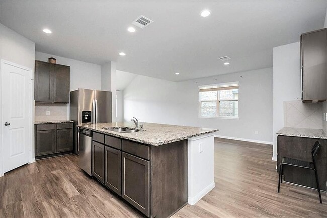 Building Photo - 24814 Puccini Pl