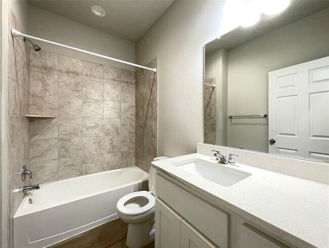 Building Photo - 1602 Jacey Way