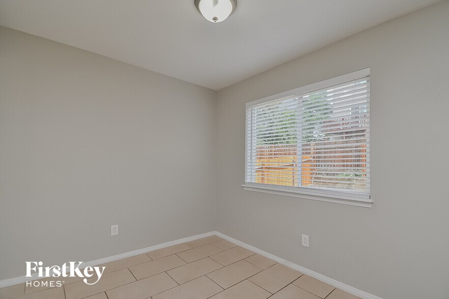 Building Photo - 5960 Faxon Ct