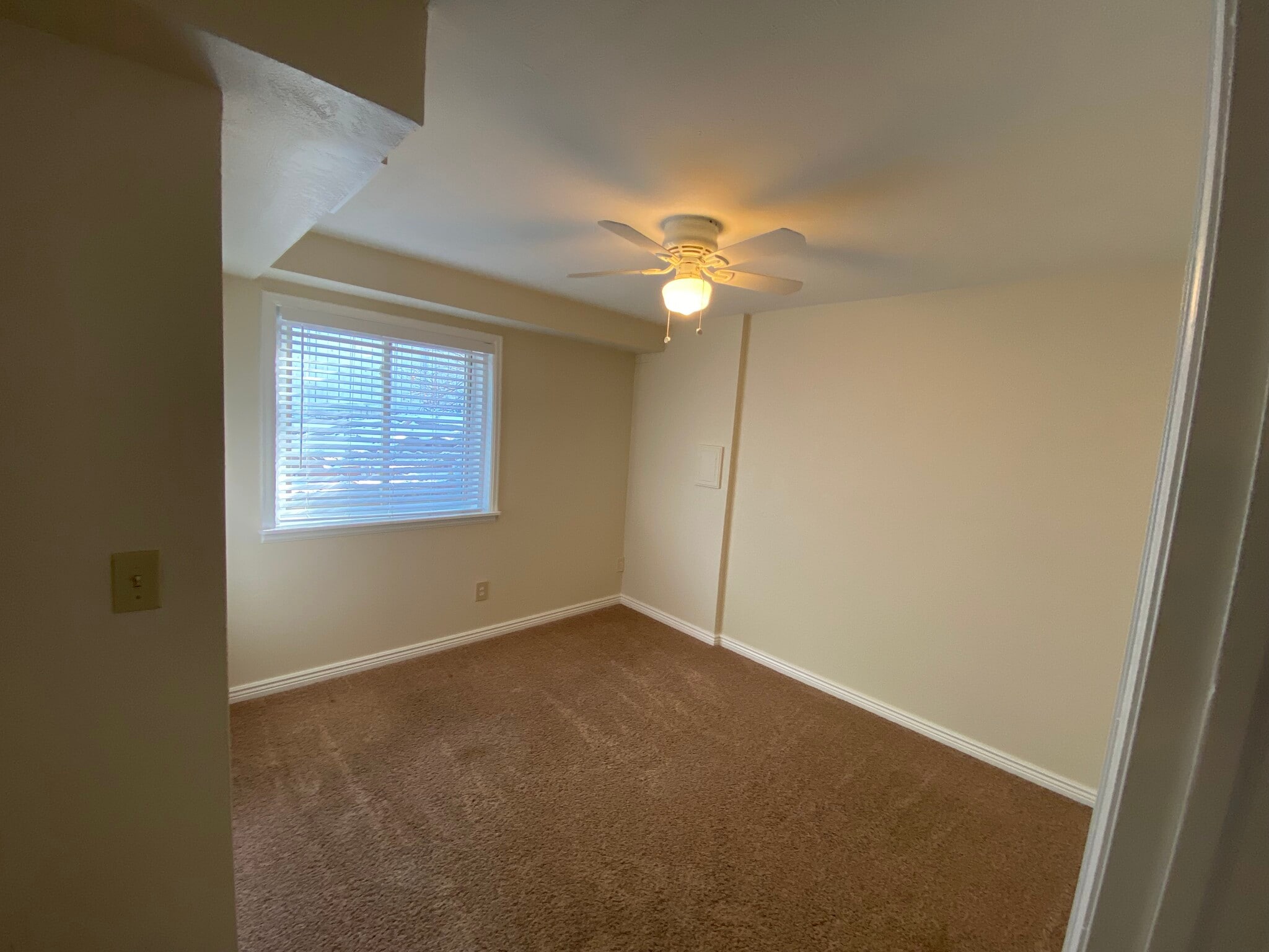 East bedroom - 111 Washington Ave