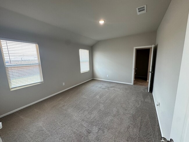 Building Photo - 7700 Yellow Jacket Rd