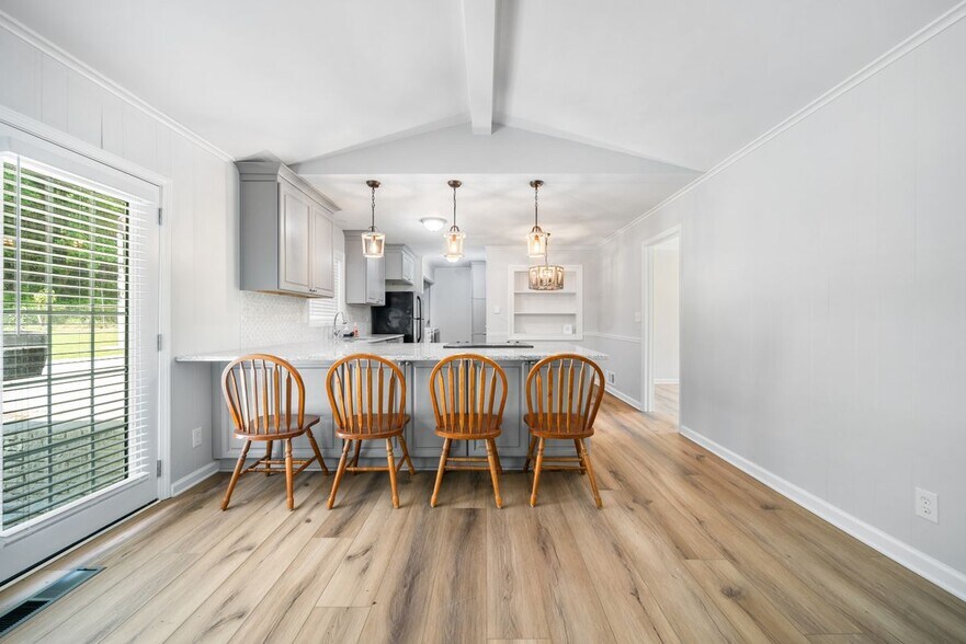 Building Photo - 4019 Flintridge Dr