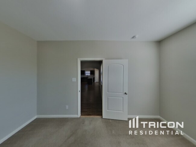 Building Photo - 1517 Millennium Dr