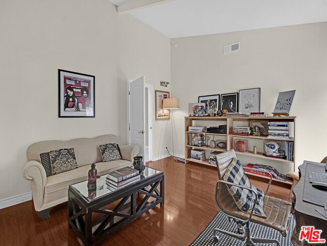 Building Photo - 3835 Sapphire Dr