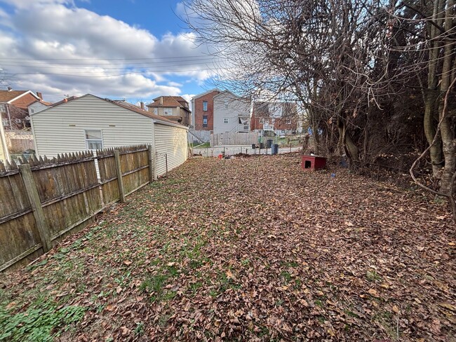 Building Photo - Updated 4 Bedroom Townhouse in Homestead!!