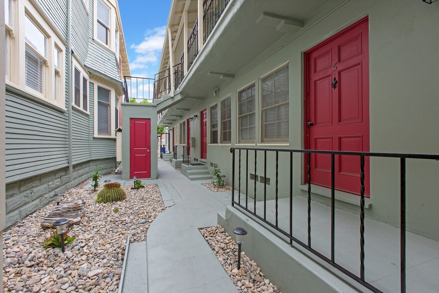 Building Photo - Sage House Apartments