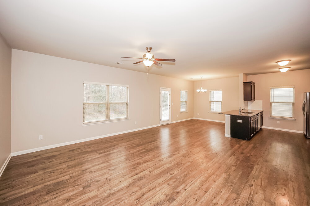 Building Photo - 1013 Helms Rd