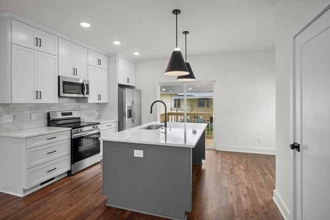 Building Photo - 3 Bed 2.5 Bath New Construction in Old Hickory