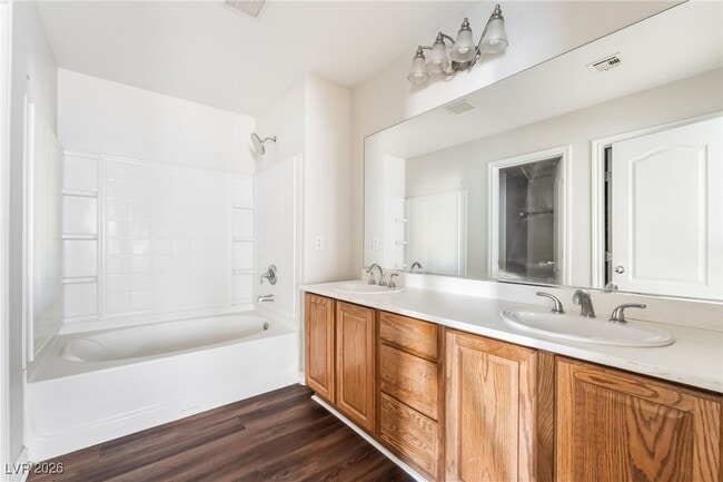 Building Photo - 112 Iron Summit Ave