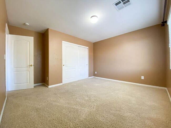 Building Photo - 2700 + Sq ft house with Pool and 3 car garage