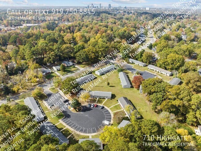 Building Photo - 710 Highgate-