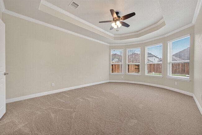 Building Photo - 15630 Eagle Valley Dr