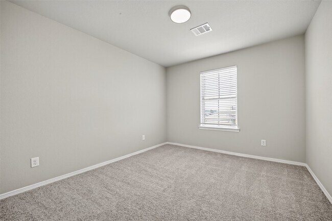 Building Photo - 25937 Northpark Birch Dr