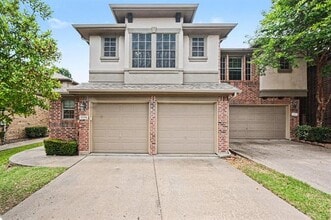Building Photo - 1152 Sophia St W
