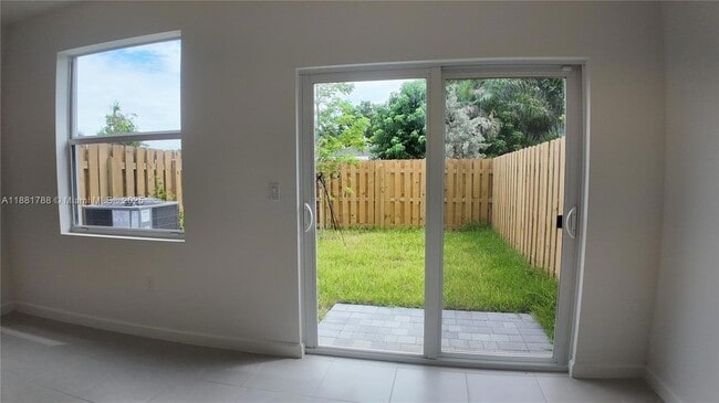 Building Photo - 35761 SW 178th Ct