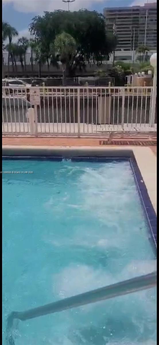 Building Photo - 1650 NE 115th St