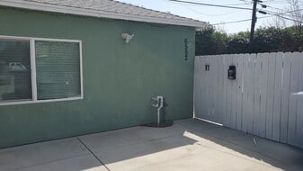 Building Photo - 6552 Aldea Ave