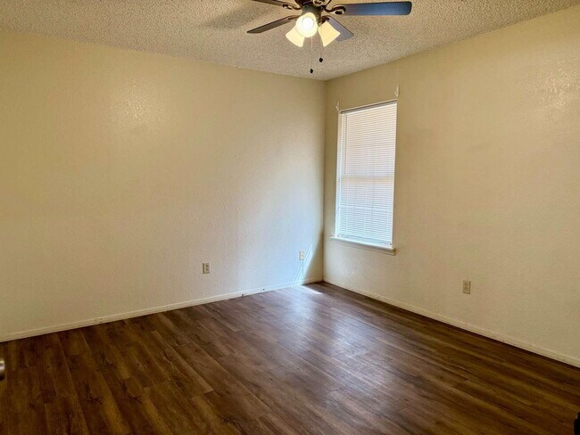 Building Photo - 6104 37th St