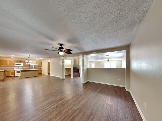 Building Photo - 11659 Spring Board Dr